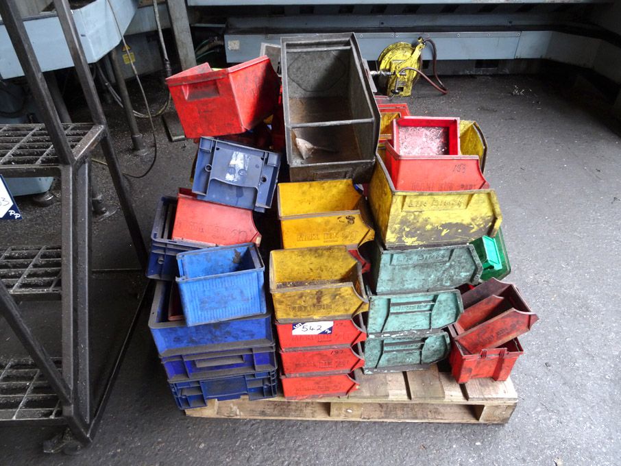 AMEND: Qty various linbins, maxi bins etc on 1 pal...