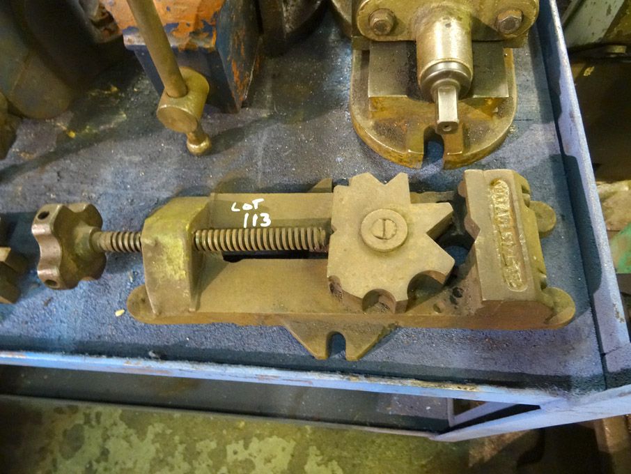 4" V clamp machine vice