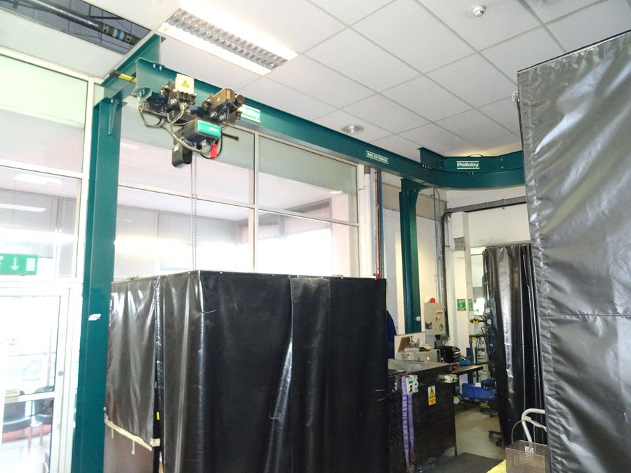 Pelloby 3 pillar corner gantry with twin Pelloby 1...