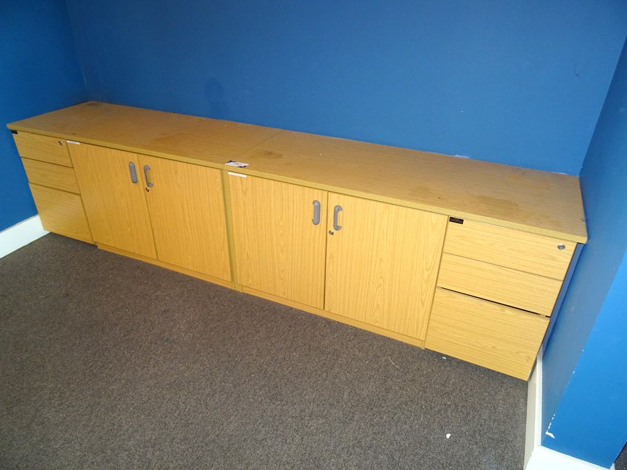 4x light oak 2 door storage cupboards, 3x drawer p...