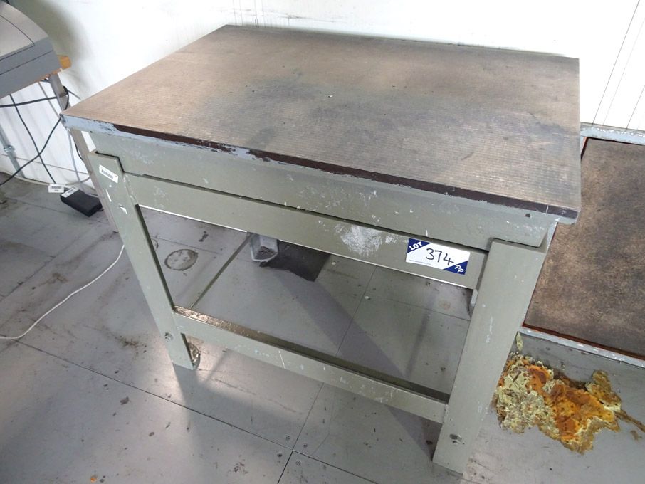 36x24" CI surface table