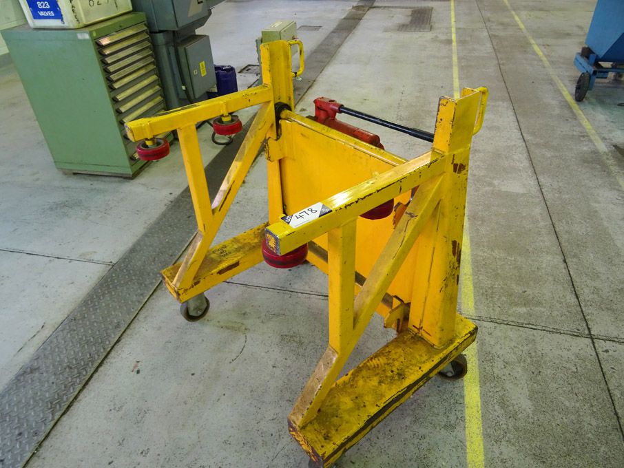 Mobile lifting trolley for scrap material bins, 25...