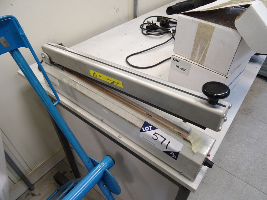 Impulse P400/C heat sealer