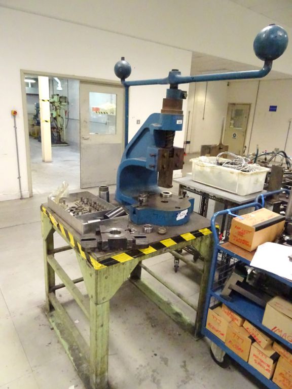 Norton 6A manual fly press on base