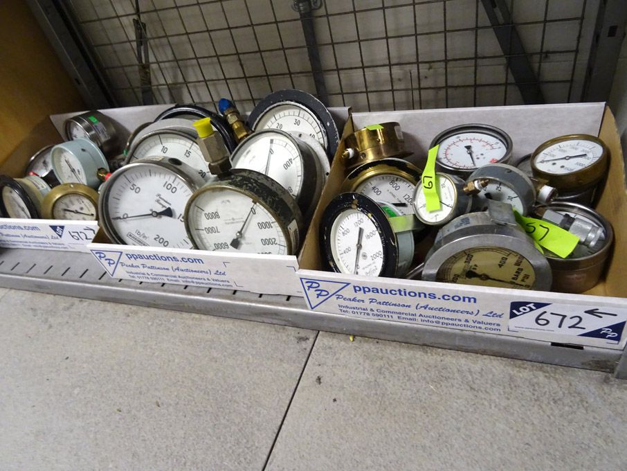 Qty various Budenberg, Rotatherm etc pressure gaug...