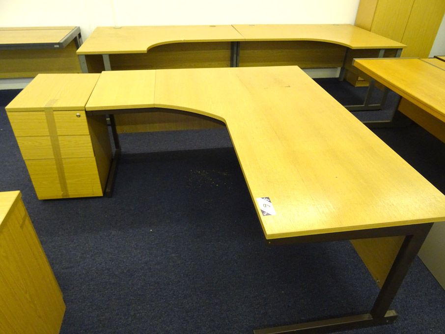 Light oak 'L' shape office desk, 1800x1500mm with...