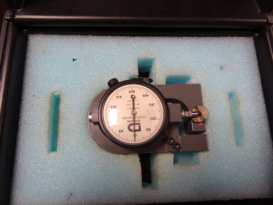 Dillon X force gauge in case, 50lb capacity