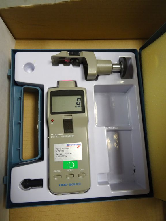 Ono Sokki HT-5100 digital tachometer
