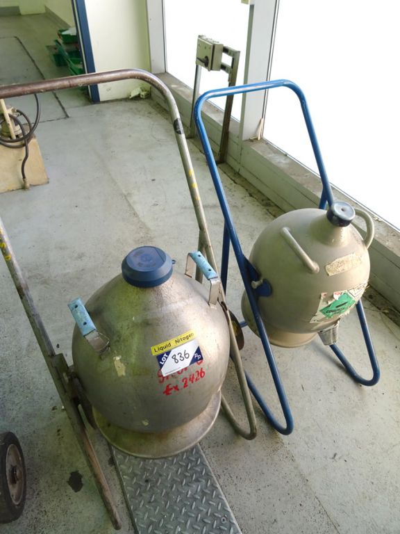2x BOC 175C25 etc mobile liquid nitrogen store