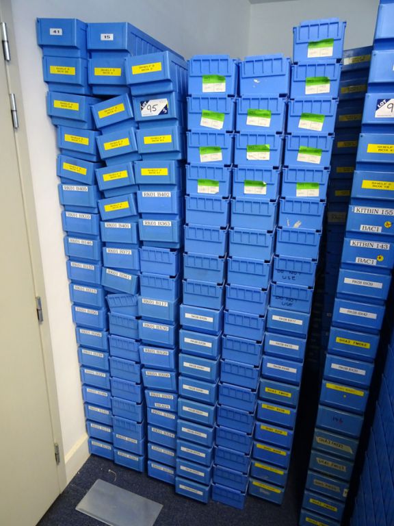 200x Schafer RK621 blue plastic stackable storage...
