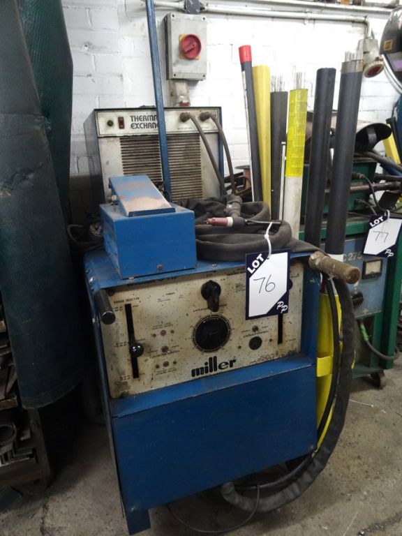 Miller Dialarc HF AC/DC arc welder, 310A with Ther...