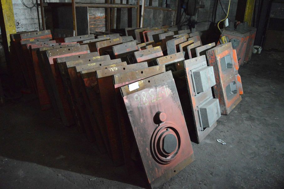 Large Qty various wooden core plates / trays