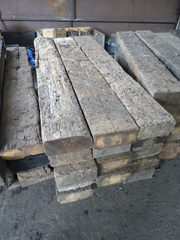 15x wooden sleepers, 6ft x 10" on pallet