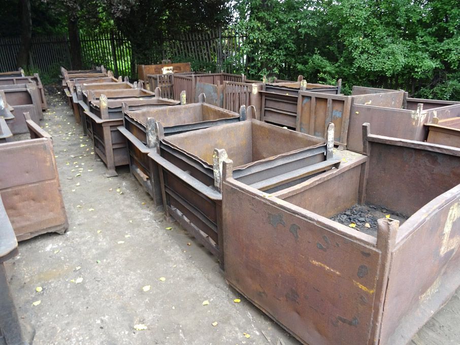 10x various size metal forkable forging stillages