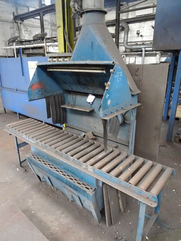 1200mm fettling bench with 2600mm long roller conv...