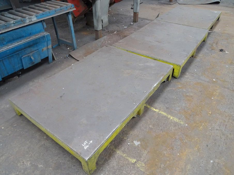 3x heavy duty metal platforms, 1650x1150x200mm hig...