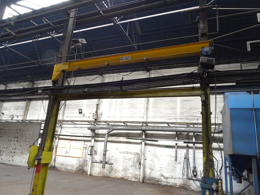 125kg girder mounted swing jib, 3900mm span with S...