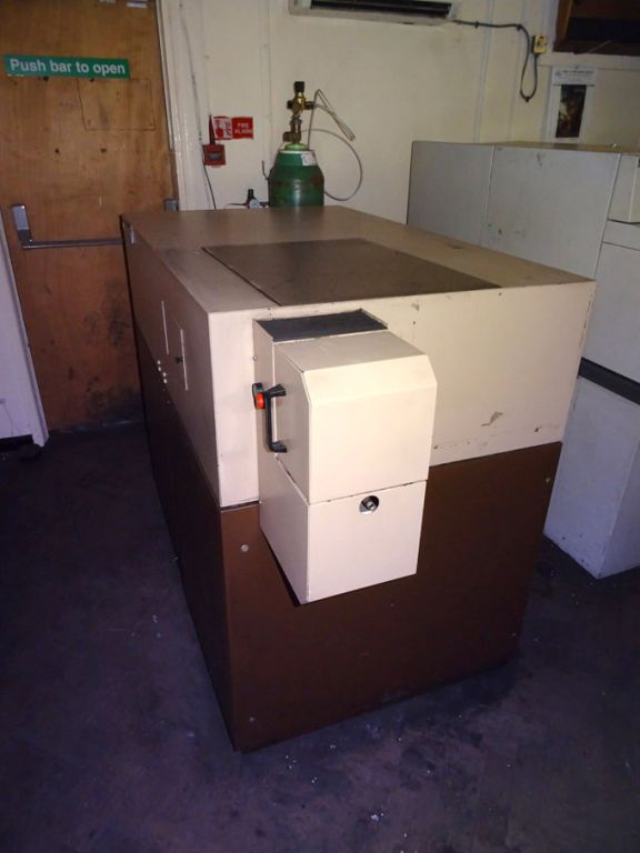 ARL 3460 spectrometer / metal analyser