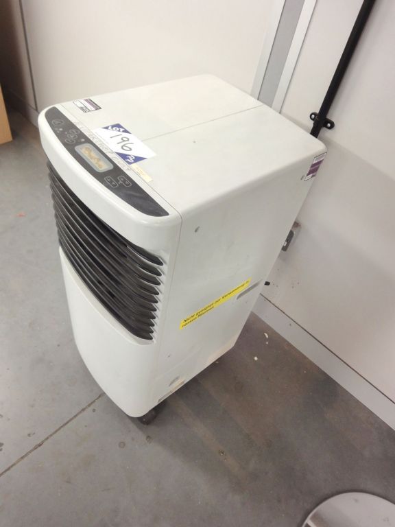 Gree KY-20 mobile air conditioner, 3.6ltr tank, 86...