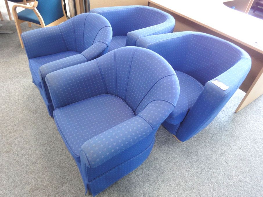 4x blue upholstered reception chairs