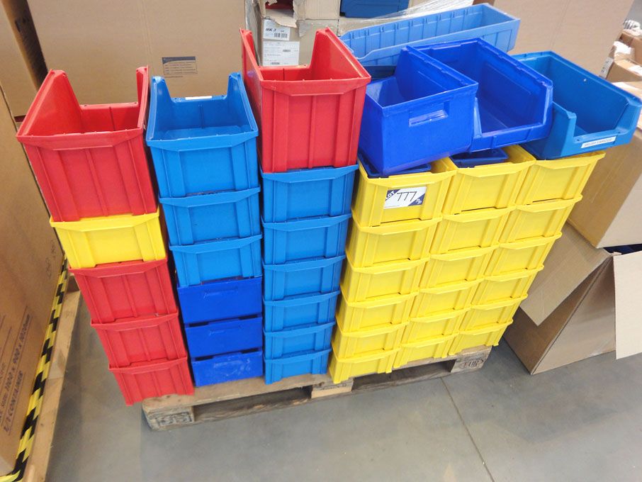 Qty various size MK, Ekwo etc plastic storage bins...