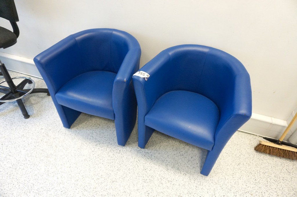2x blue leather effect reception chairs