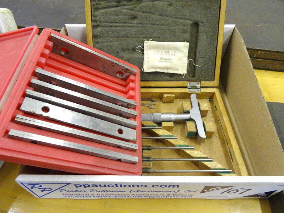 Mitutoyo depth micrometer set & MHC parallel set