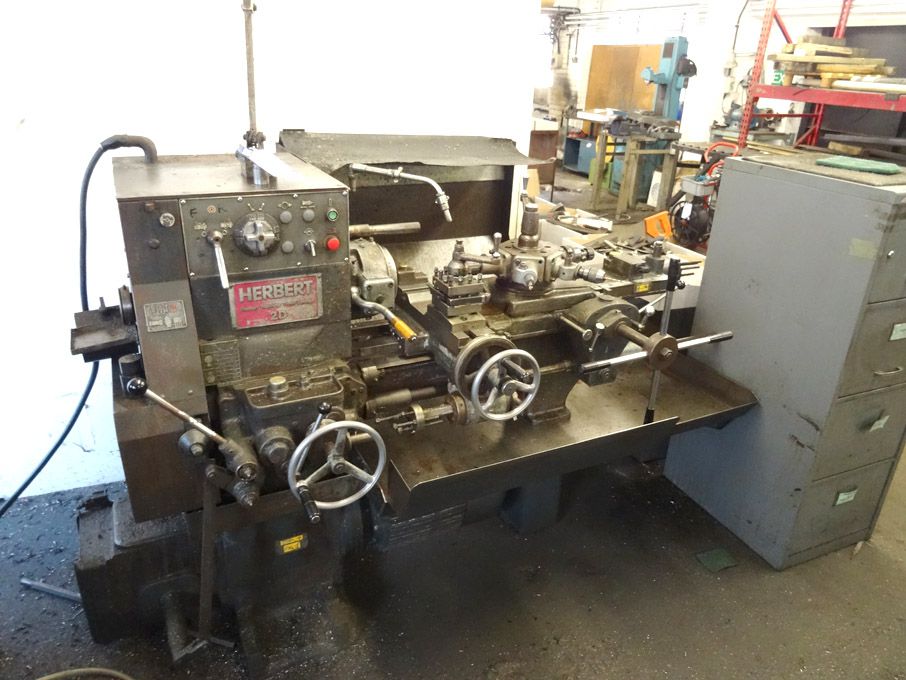 Herbert 2D capstan lathe, 50-2550rpm with tooling