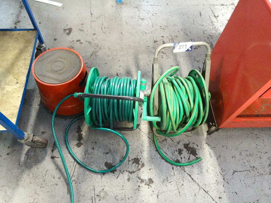 2x hose reels & hose