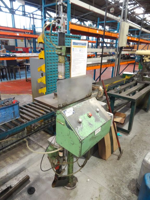 Drilling jig with 2x Desoutter pneumatic drilling...