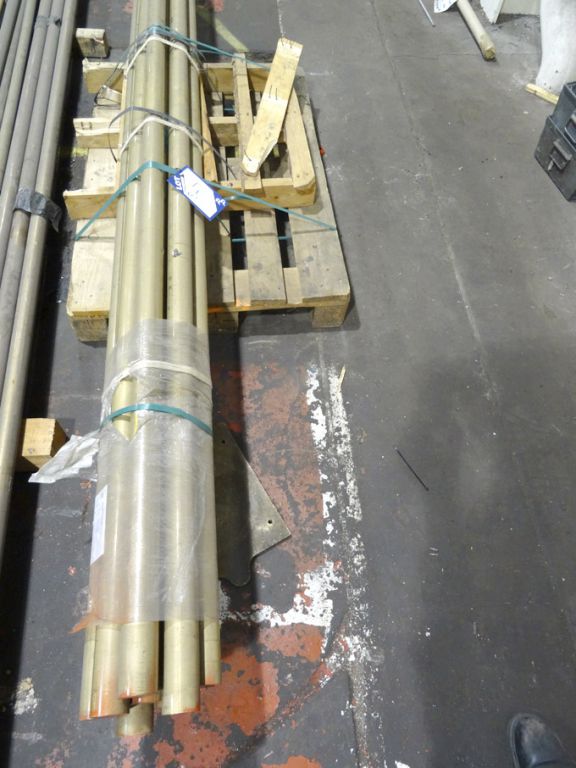 8x 60mm dia x 3200mm approx round brass (CZ122) ba...