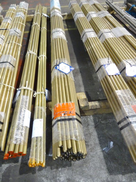 44x 25mm dia x 3050mm approx round brass (CZ121) b...