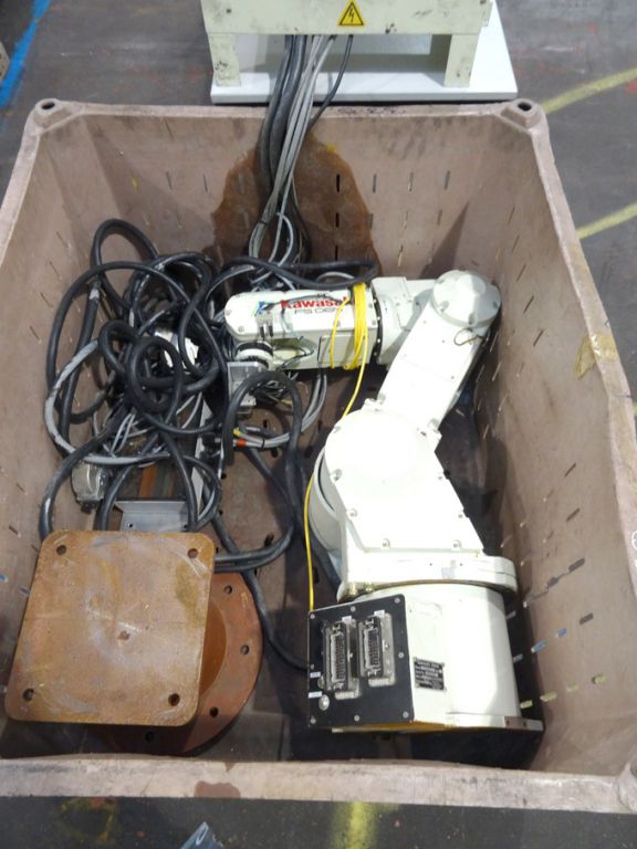 Kawasaki FS006M G 6 axis robot with robot controll...