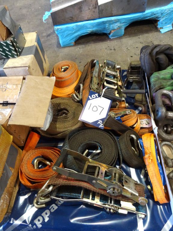 Qty various 1ton / 5ton ratchet straps