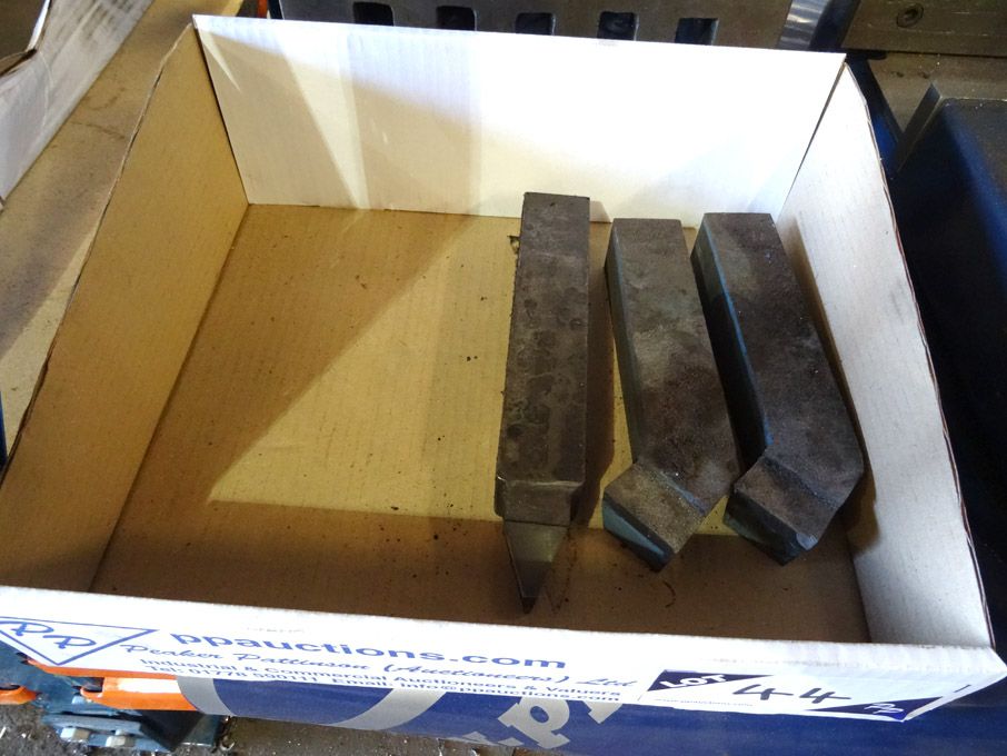 Qty brazed turning tools