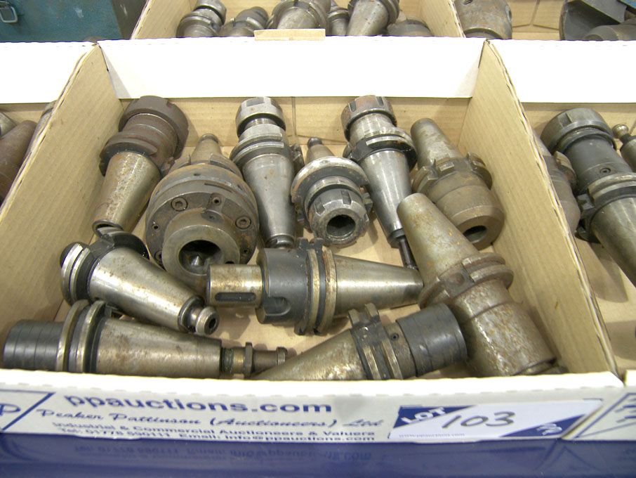 Qty various 40 int taper tool holders etc