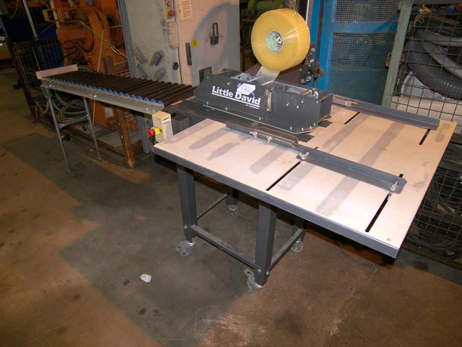Loveshaw Little David LD15W taping machine with ro...