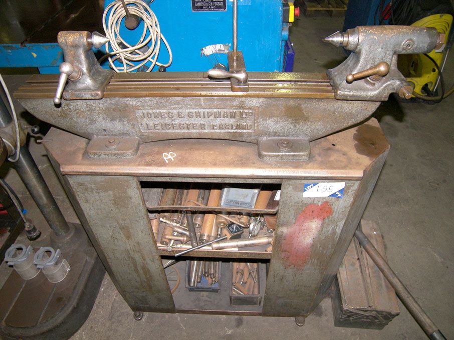 Jones & Shipman 24" bench centres on base