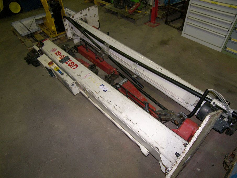 AMEND: Should Read: 'Stenhoj 2 post vehicle lift'