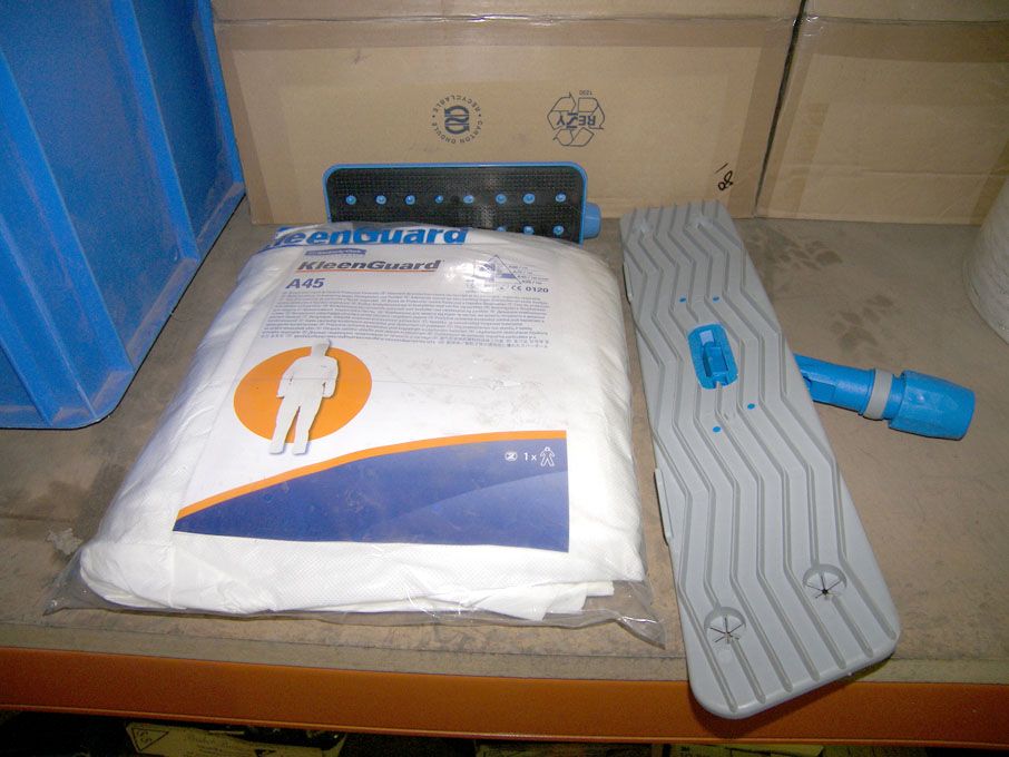 Qty Kleenguard A45 disposable overalls & Vileda Pr...