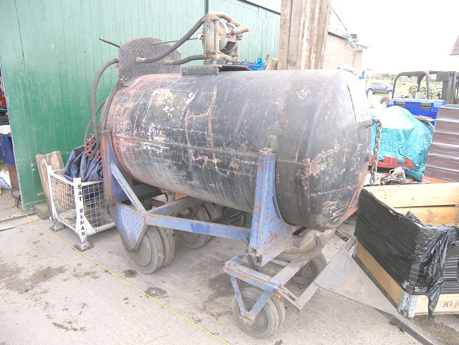 Caterpillar made 900mm dia mobile coolant remover