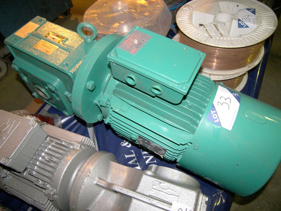 Leroy Sommer 3 phase motor / gearbox, 4kW @ 1400rp...
