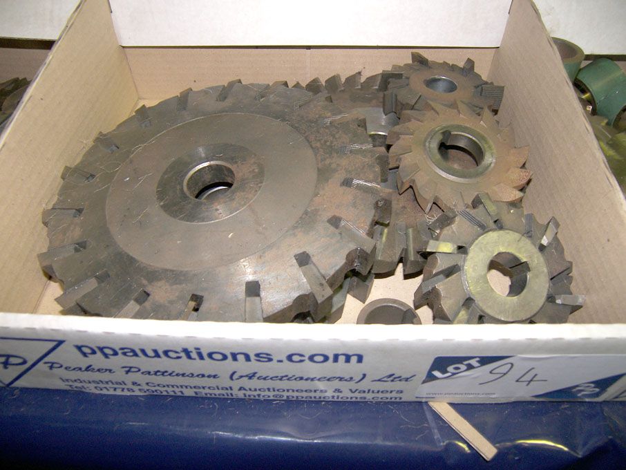 Qty HSS side & face milling cutters to 6" approx i...