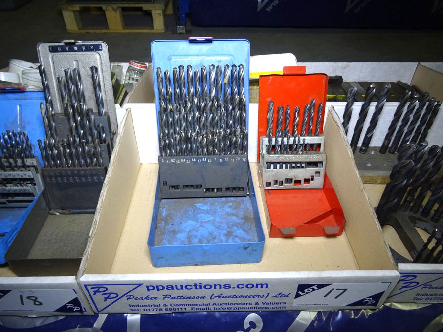 2x various drill sets in cases
