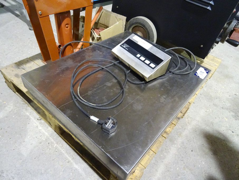 Mettler KC120 digital 750x600mm platform scales, 1...