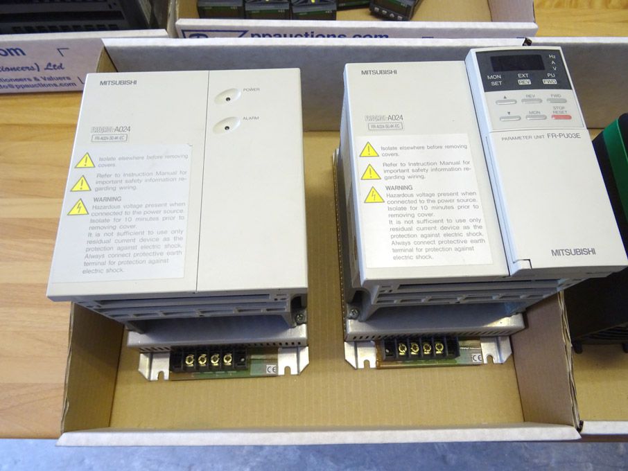 2x Mitsubishi FR-A024-50.4k inverters, 0.4kW - Lot...