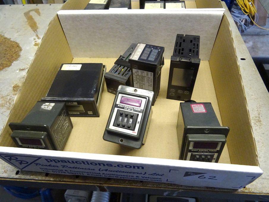 Qty various Omron, West, Anly etc digital temperat...