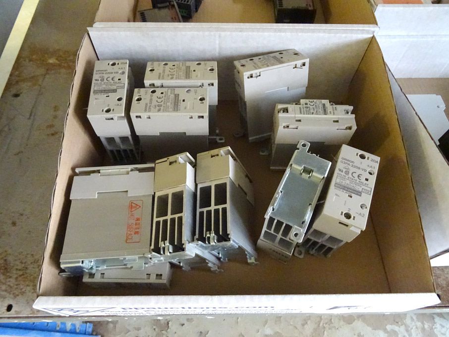 10x Ormrod G3PA-220B-VD solid state relays - Lot l...