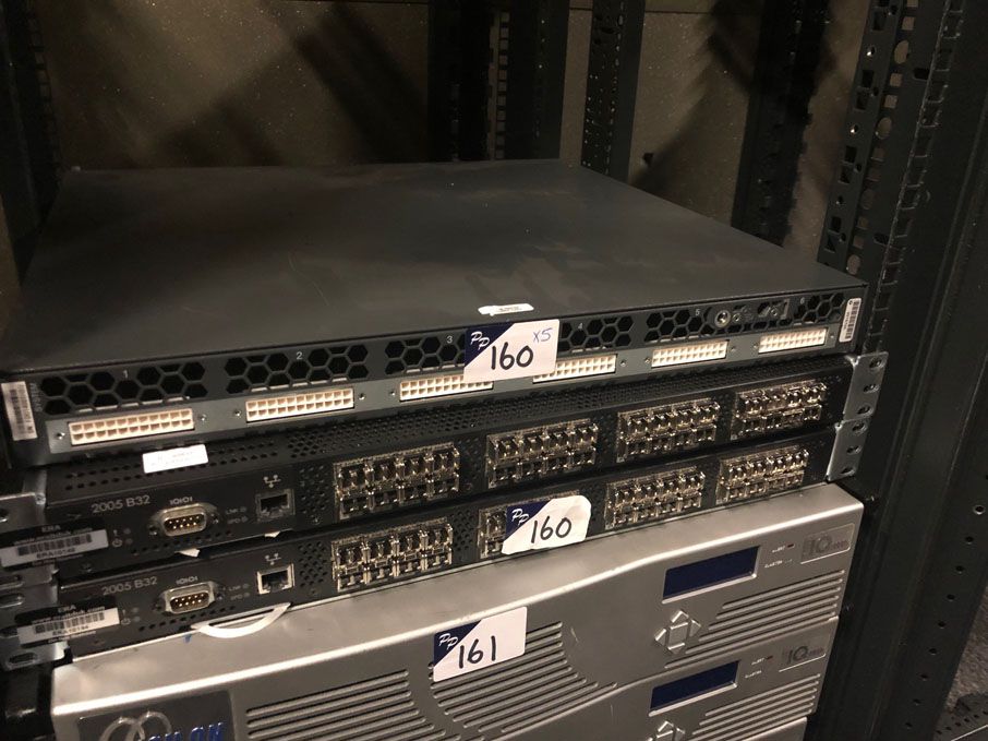 2x similar 2005B32 switches