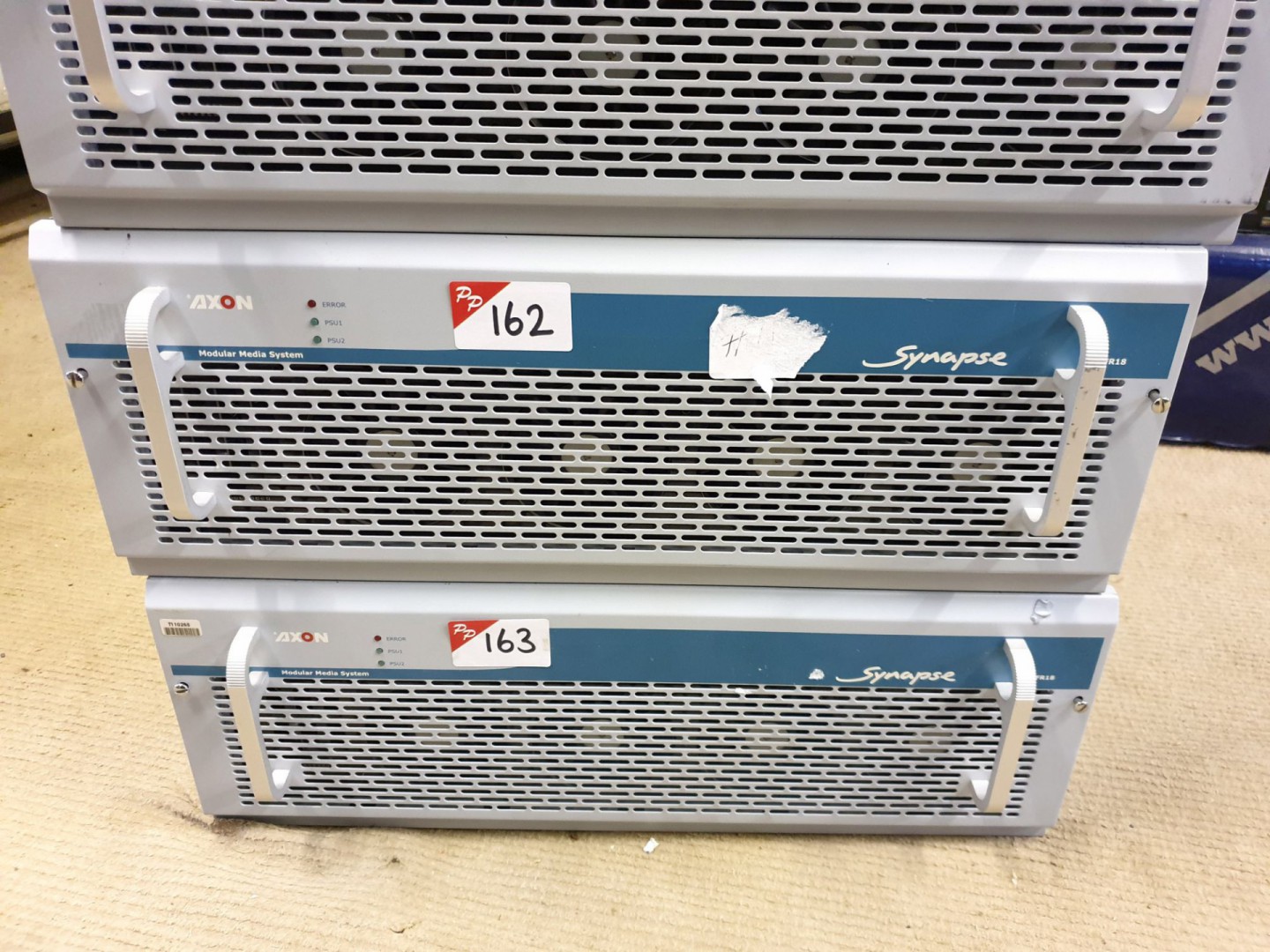 Axon Synapse SFR18 1 modular media chassis inc: 10...